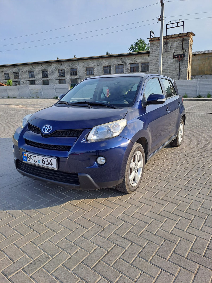 Toyota Urban Cruiser фото 0