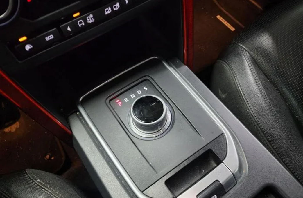 Land Rover Discovery Sport foto 6