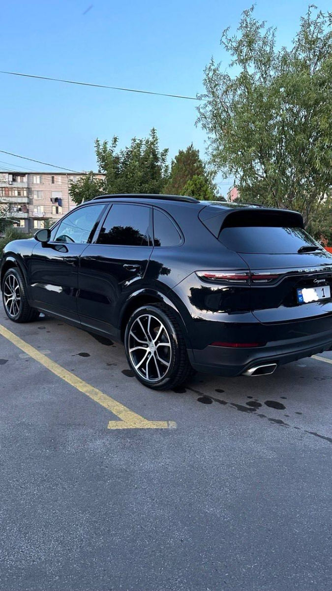 Porsche Cayenne foto 2