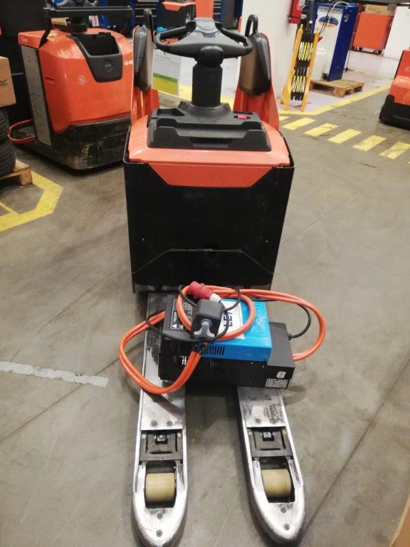 Transpaleta electrica Toyota BT Levio LPE 200 / Электрическая тележка Toyota BT Levio LPE 200 фото 1