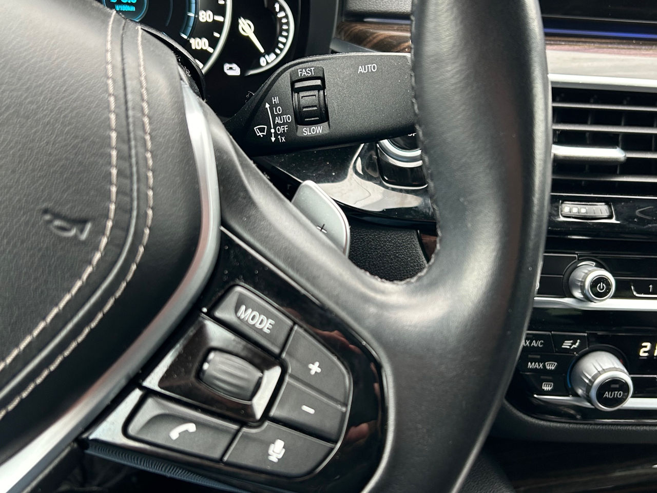 BMW 5 Series foto 11