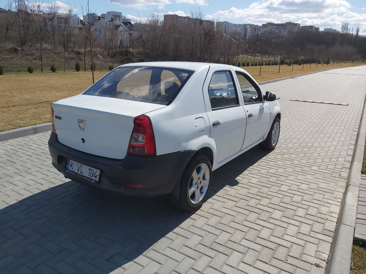 Dacia Logan foto 4