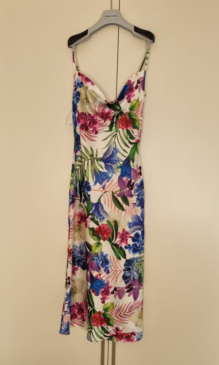 Rochie guess foto 0