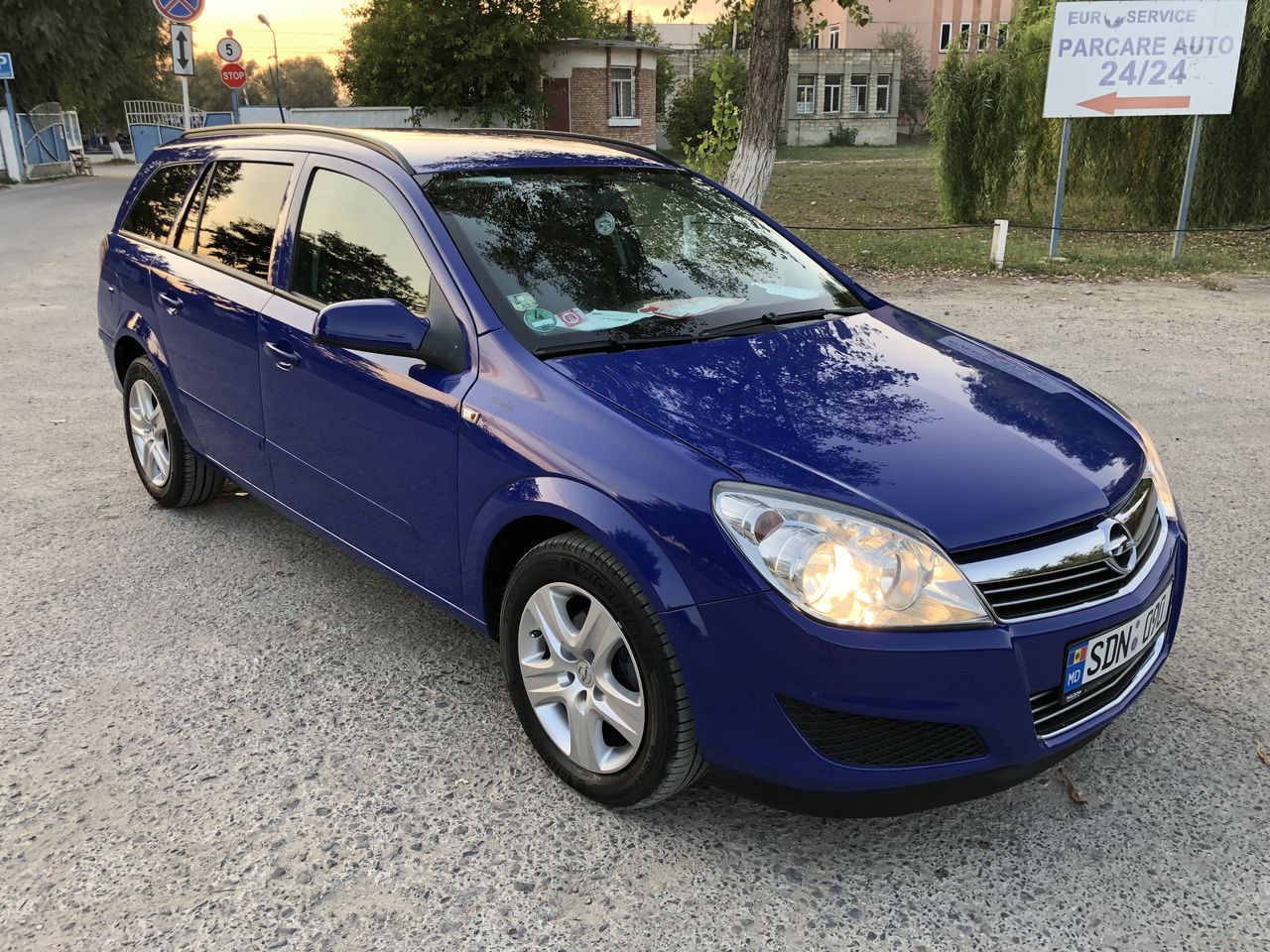 Opel astra 13 год