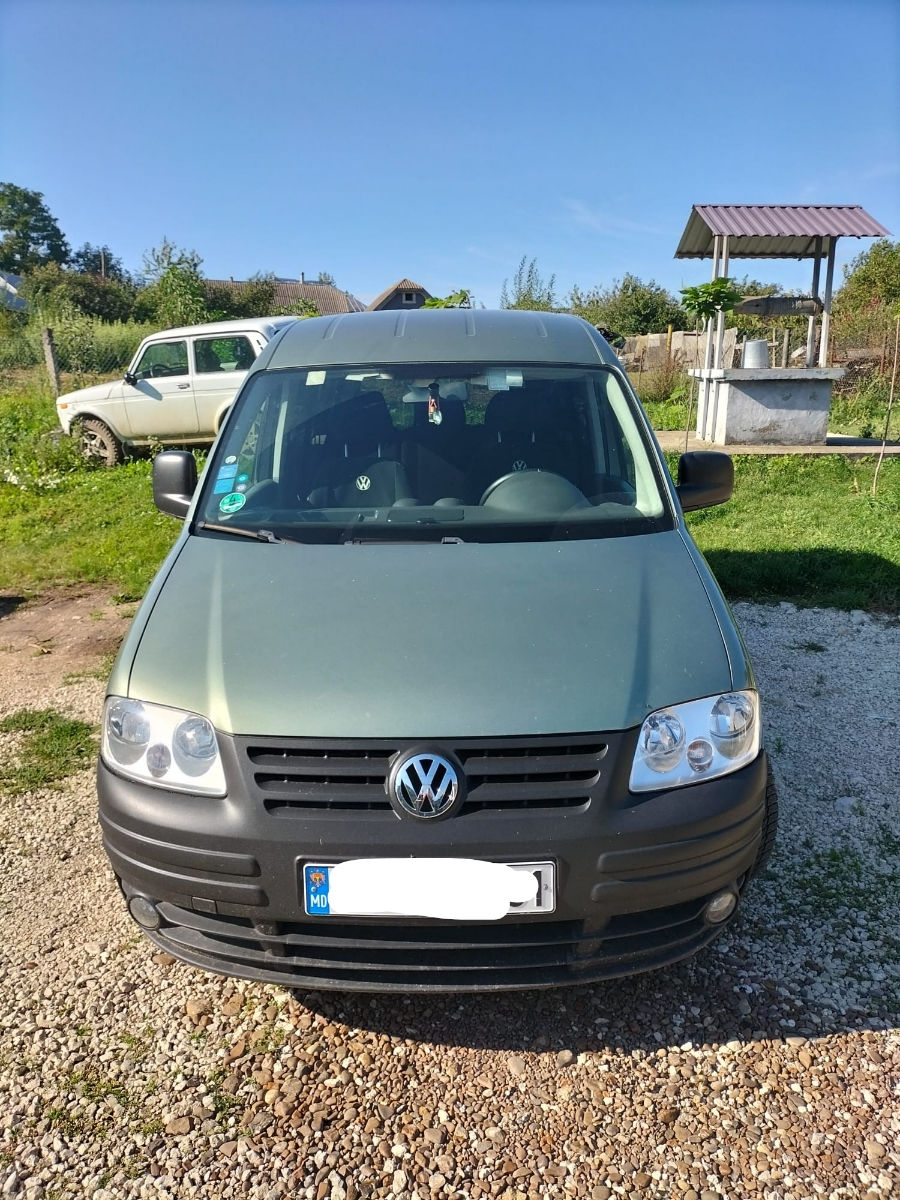 Volkswagen Caddy an. 2007 cu rulaj 12345 km, Gaz / Benzină (metan), 5000 €