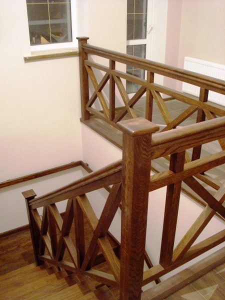 Деревянные лестницы резные из ясеня и дуба -Scari interioare din lemn. foto 4