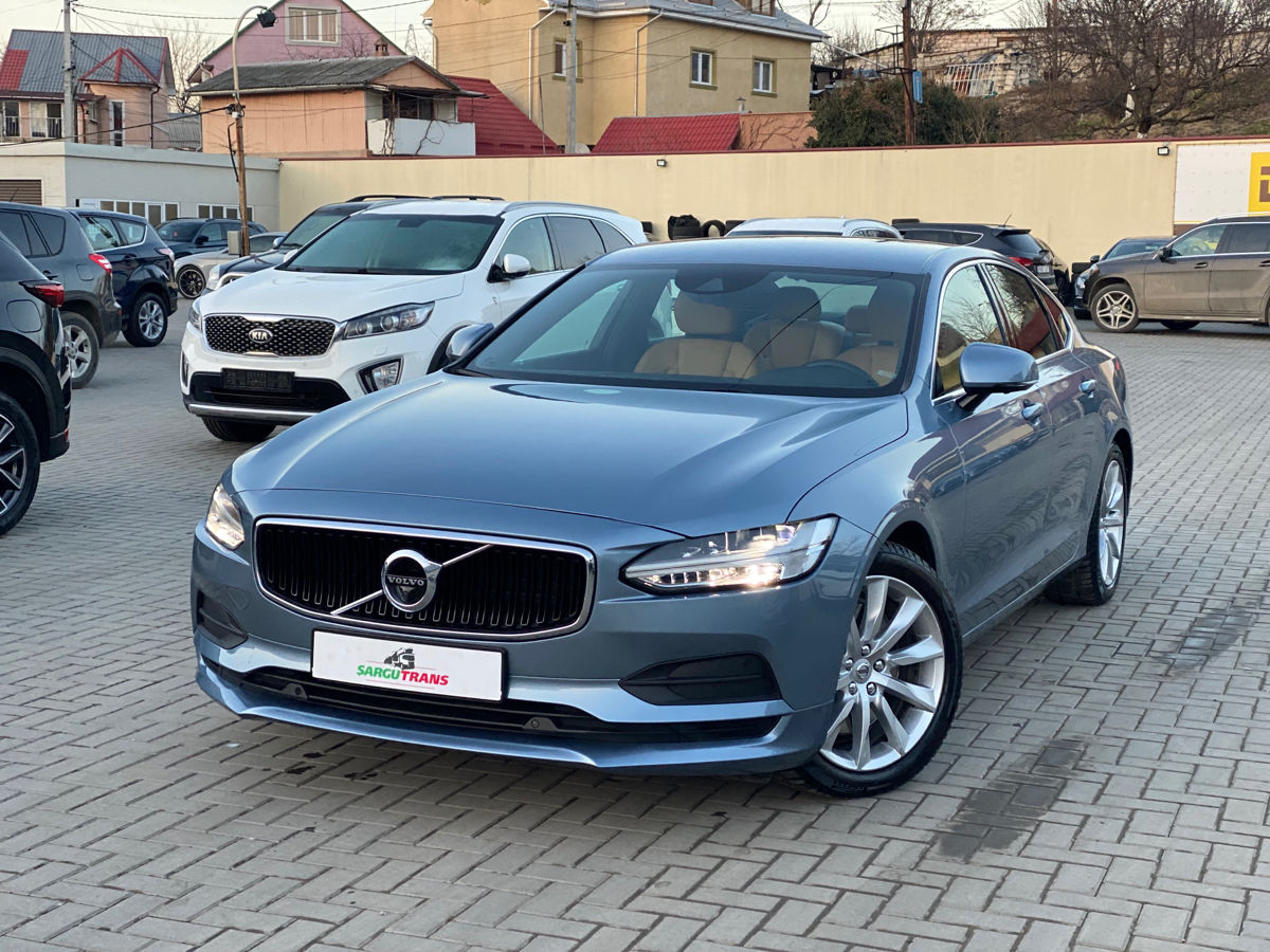 Volvo S90 foto 1