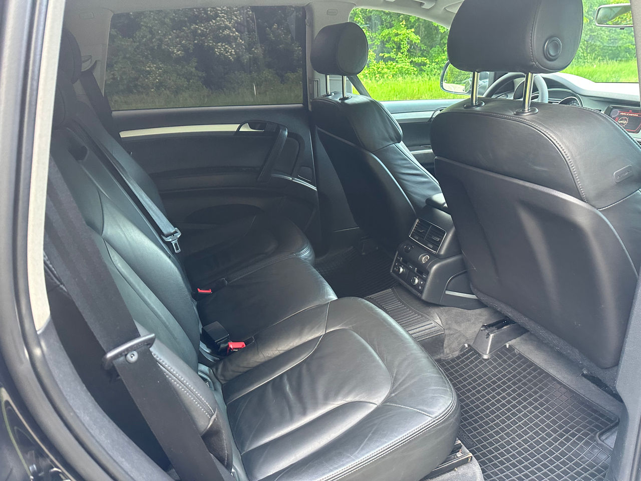 Audi Q7 foto 8
