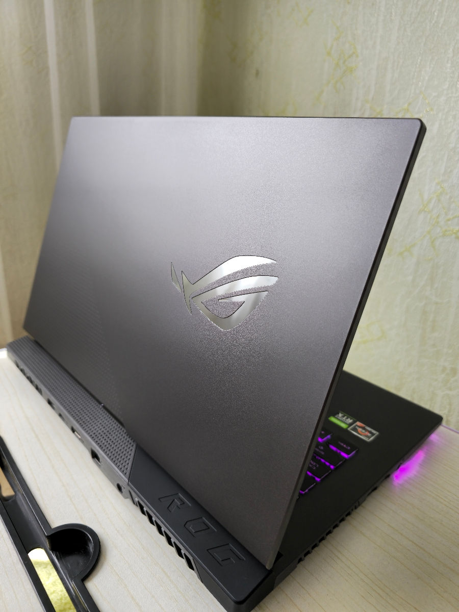 Asus ROG Strix G15