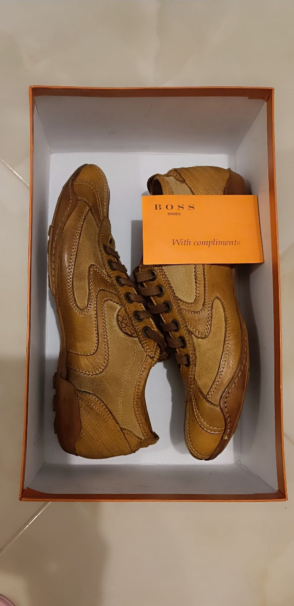 Pantofi Hugo Boss, m.40-41, noi, piele naturală 
 foto 2