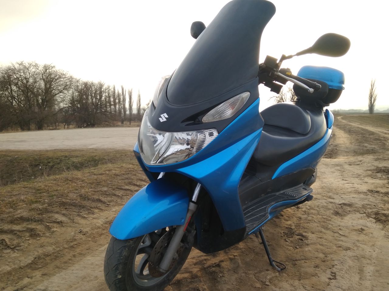 Suzuki burgman 150