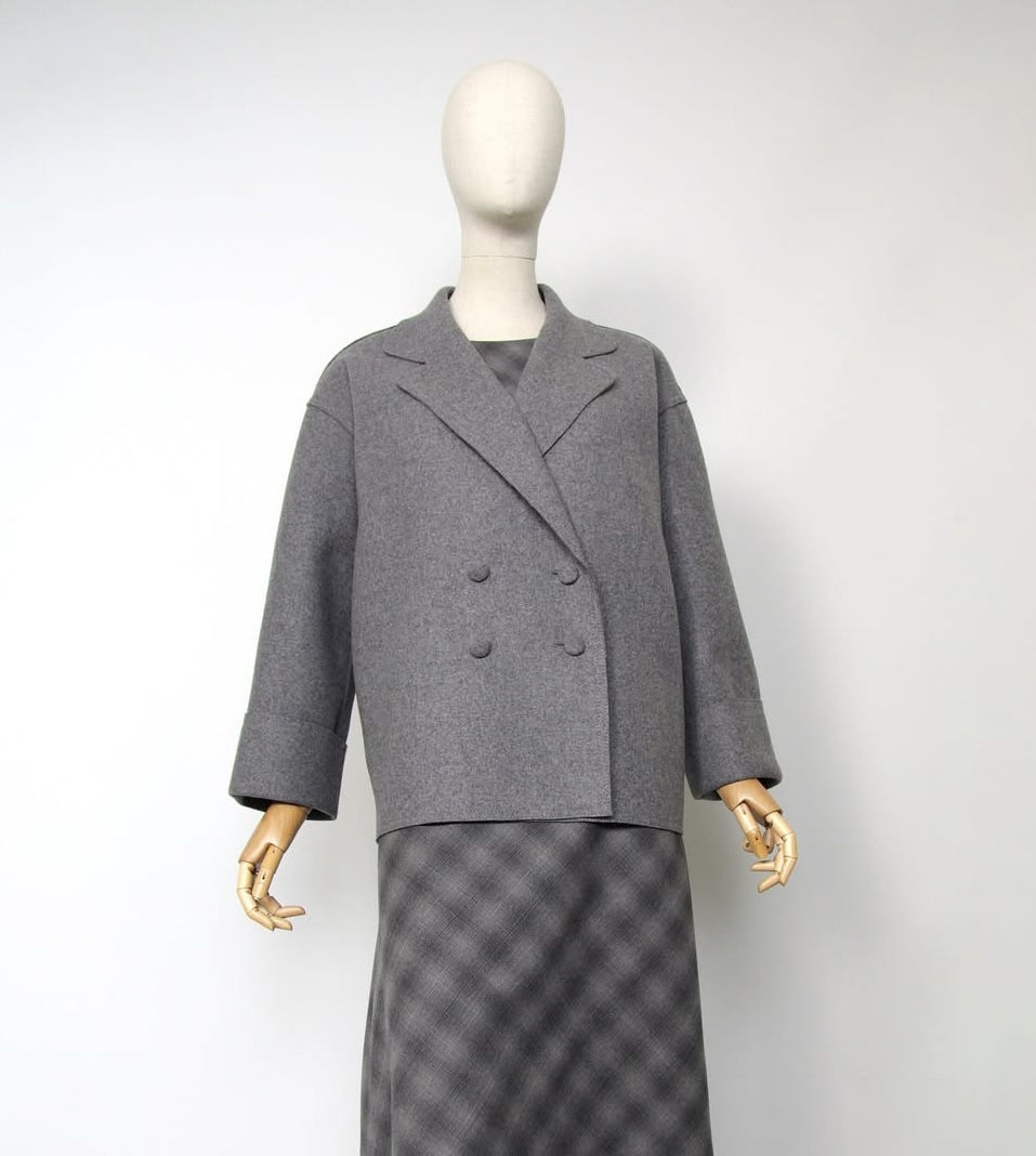 Atelier de croitorie / haine la comanda / rochii la comanda / costume clasice foto 0