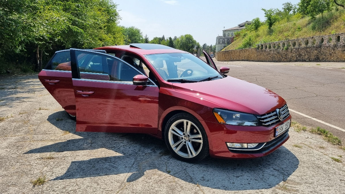 Volkswagen Passat foto 0