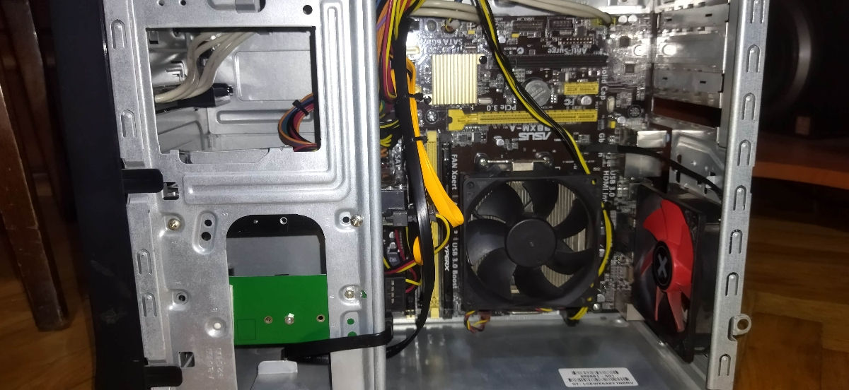 PC Asus A88XM-A & AMD A8-6600K (HD 8570D) foto 1