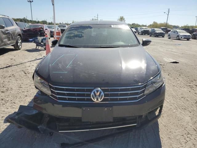 Volkswagen Passat foto 1