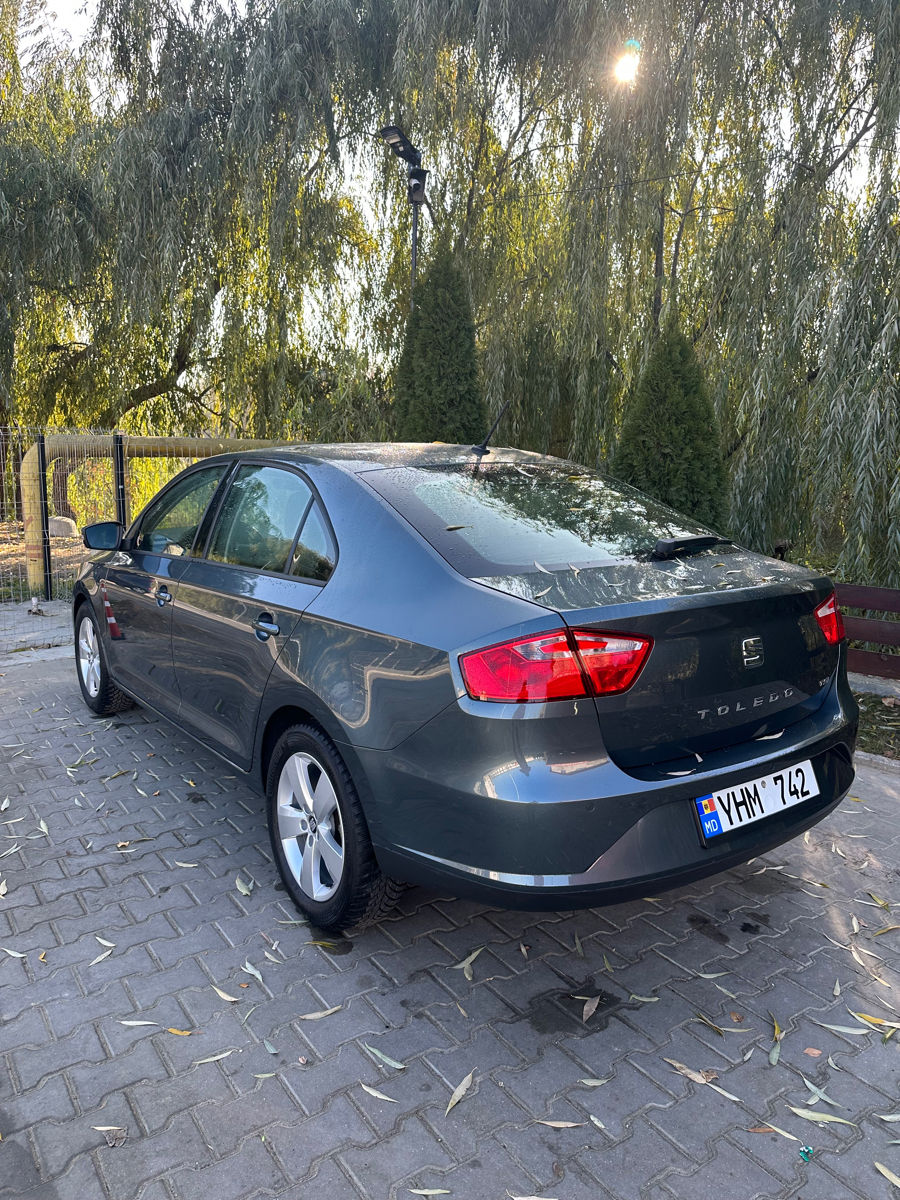 Seat Toledo фото 2