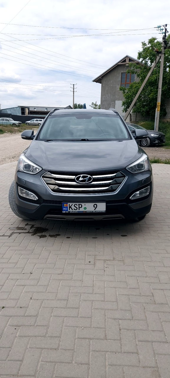 Hyundai Santa FE foto 1