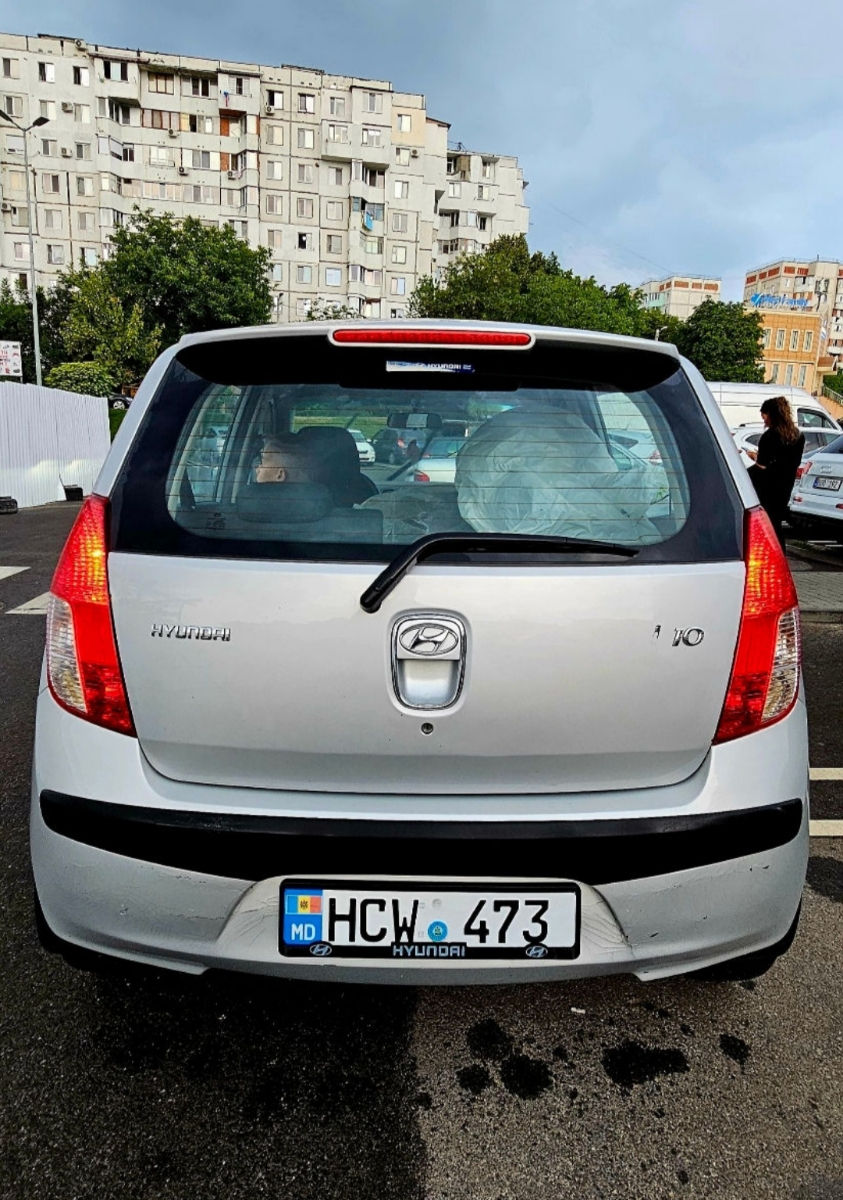 Hyundai i10 фото 1