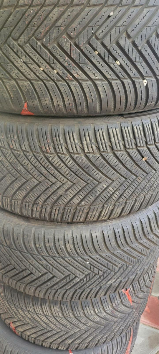 255 40 19  Hankook 1buc. si 2 Minerva 2020 M+S ideale фото 1