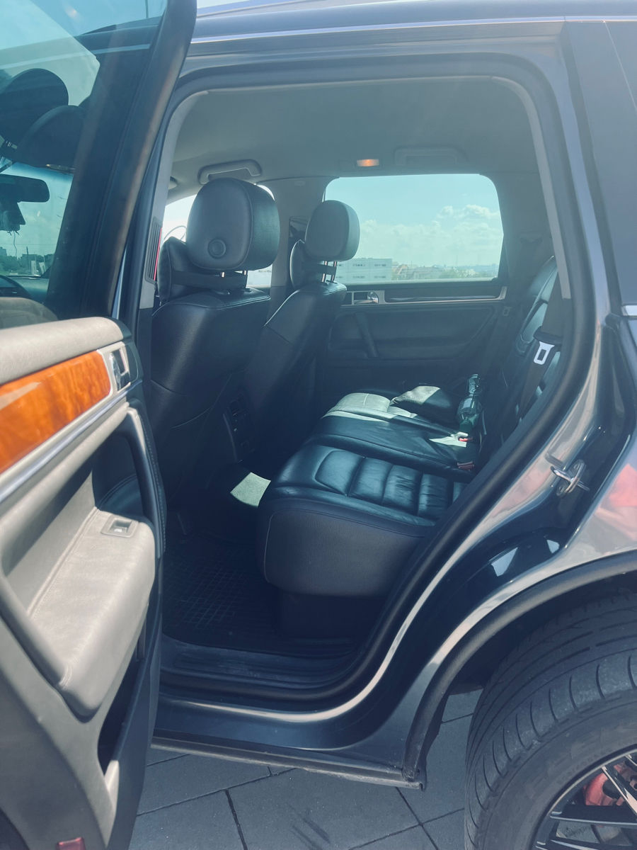 Volkswagen Touareg foto 6