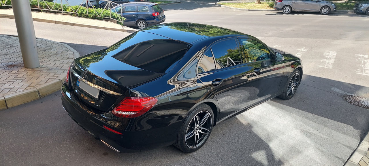 Mercedes E-Class foto 6