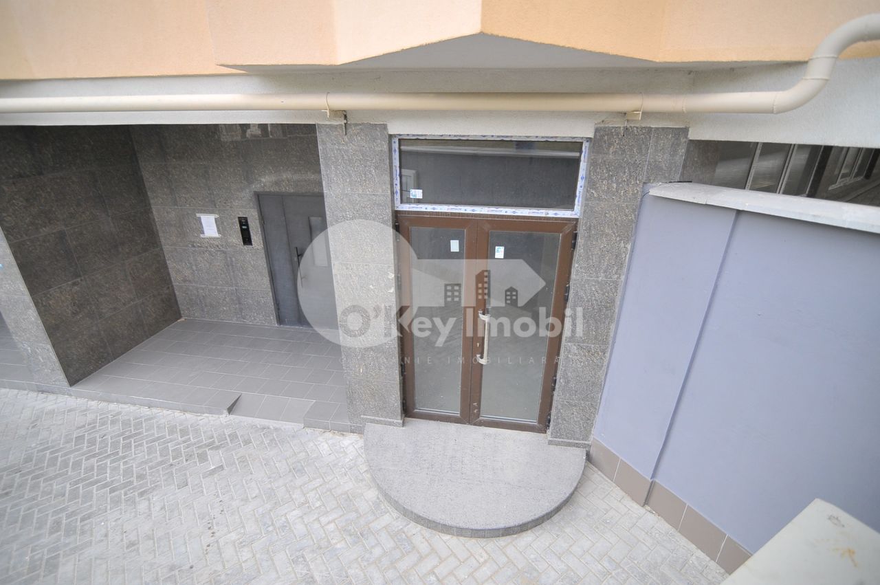 Chirie sp. comercial, 320 mp, versiune albă, Centru, 2240 € ! foto 3