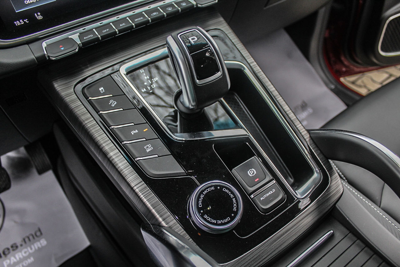 Geely Atlas Pro foto 8