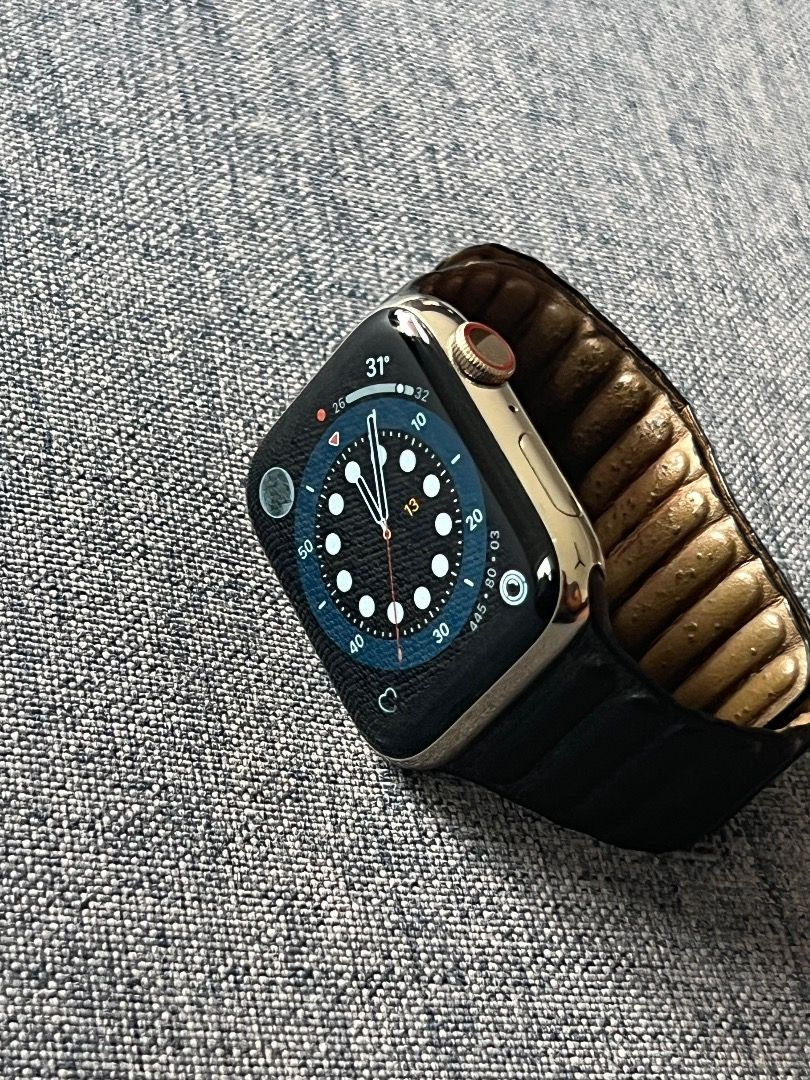 Apple Watch 6 44mm Stainless Steel Gold