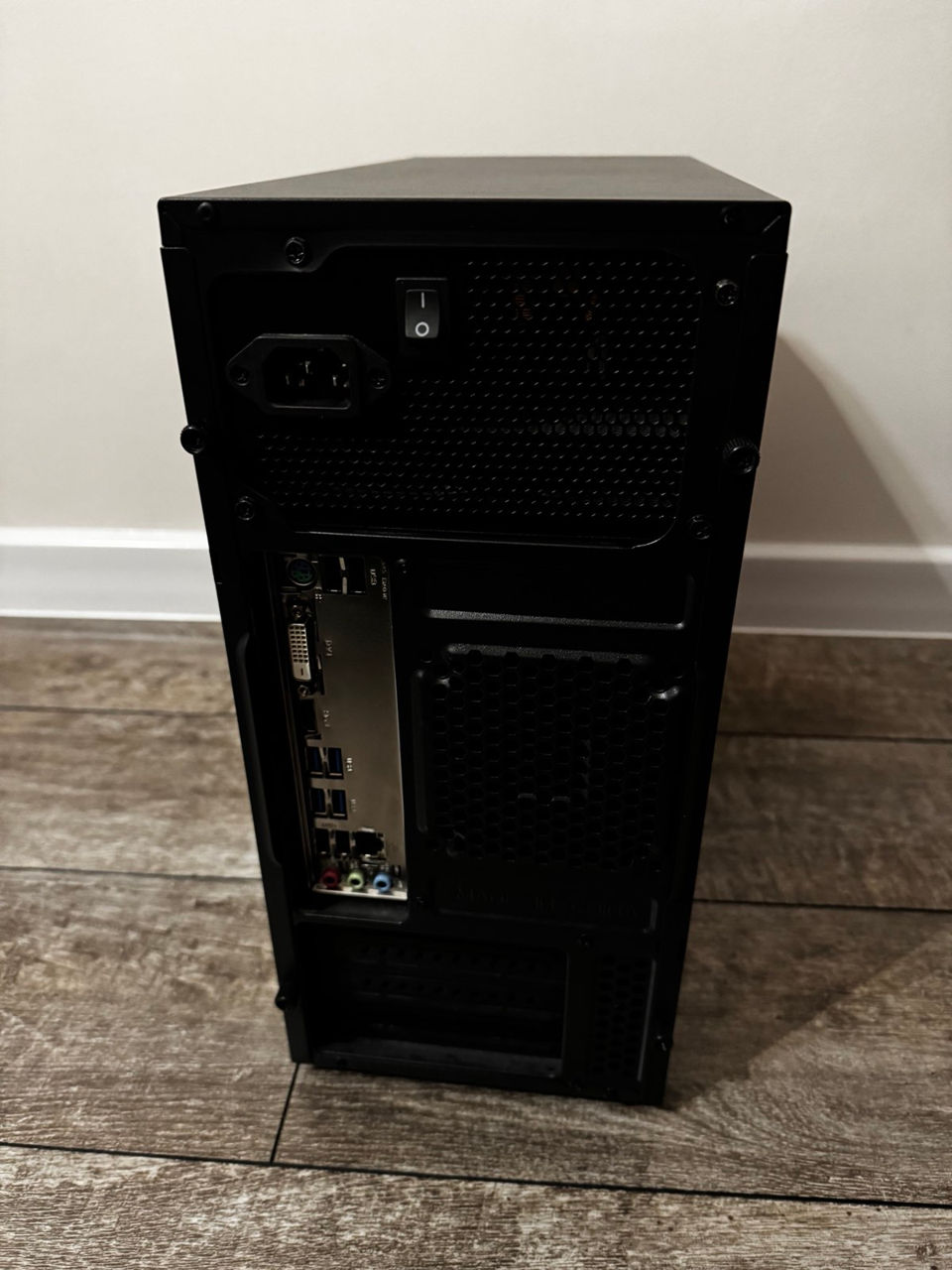 Ryzen 3 2200G, Gigabyte B450M DS3H, RAM DDR4 16/32 GB, SSD 256 GB foto 3
