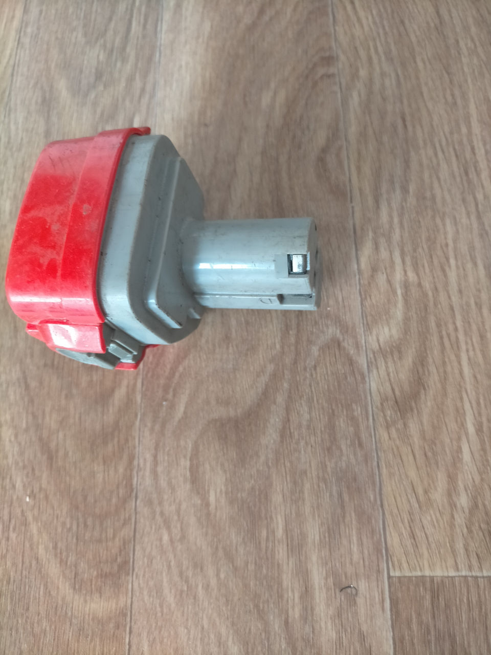 Продам Аккумулятор.