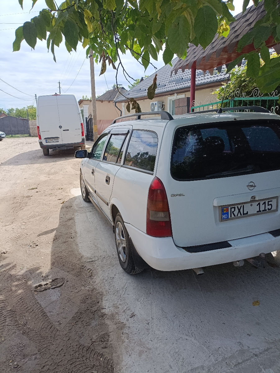 OpelAstra