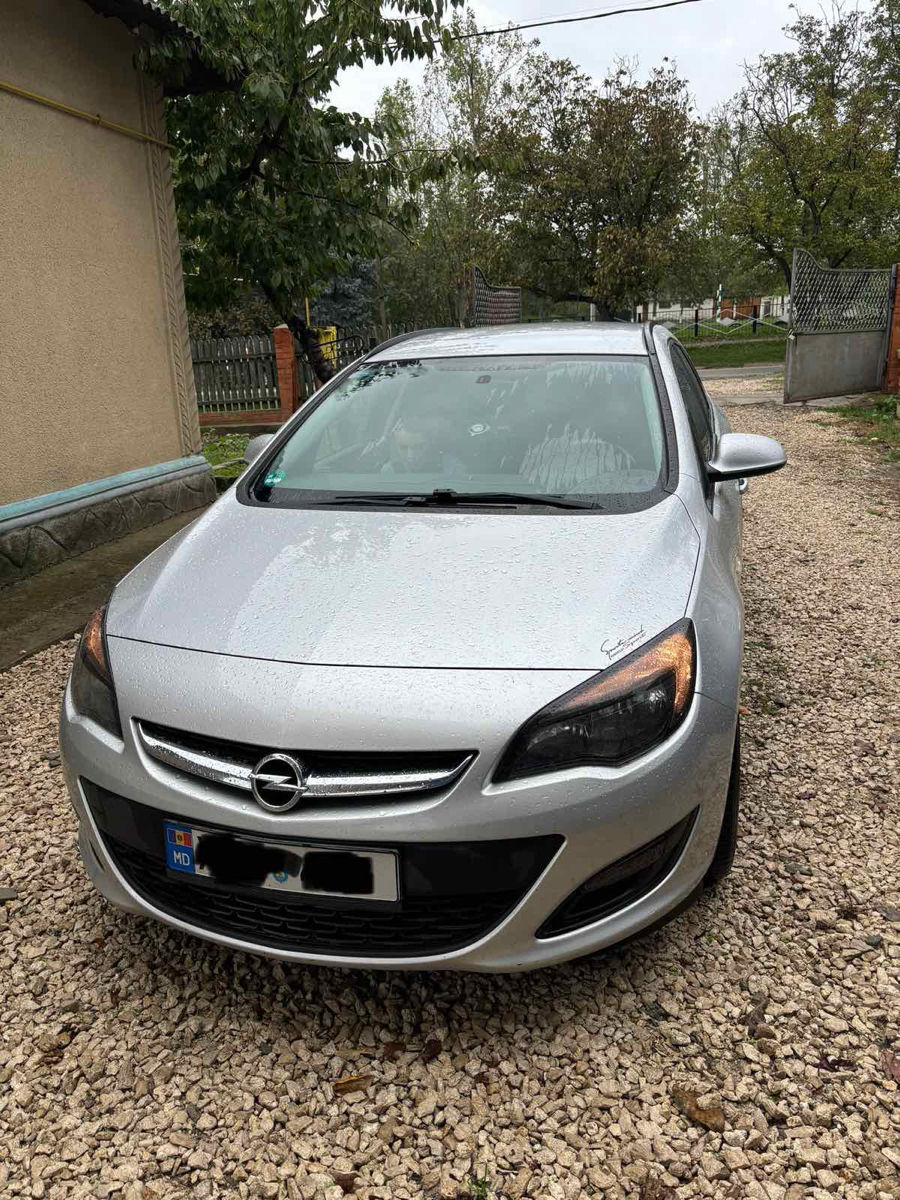 Opel Astra foto 1