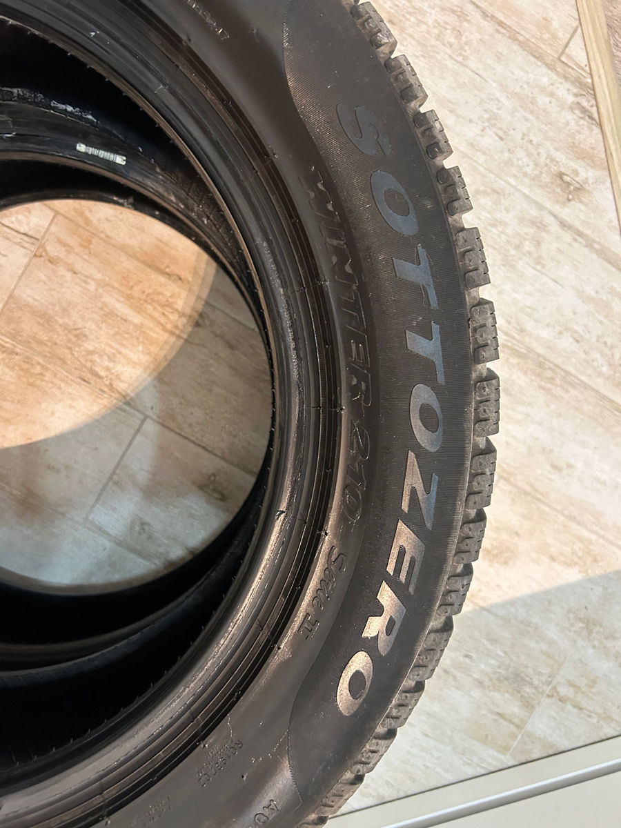 Pirelli Winter Sottozero Serie II 215/60 R17 96H (iarna) foto 2