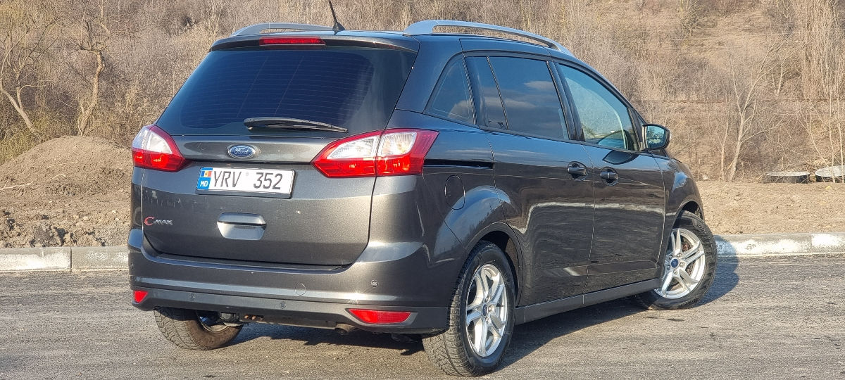 Ford Grand C-MAX foto 2