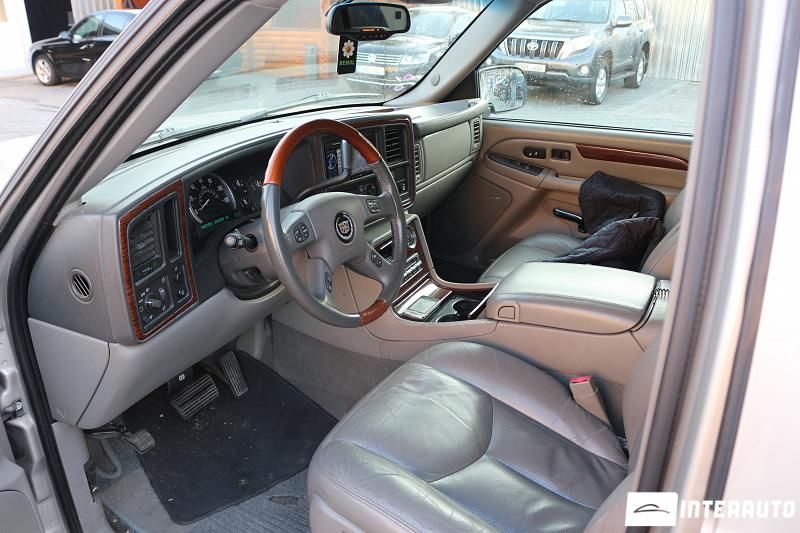 Cadillac Escalade foto 17