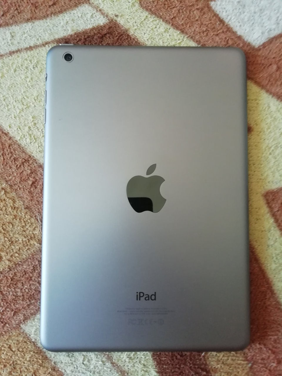 Apple iPad mini 7.9" A1432 Wi-Fi 16GB foto 3