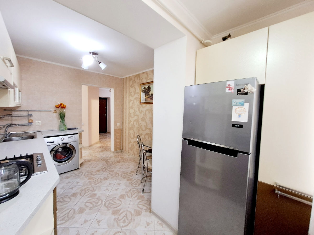 Apartament cu 2 camere, 64 m², Centru, Ialoveni foto 9