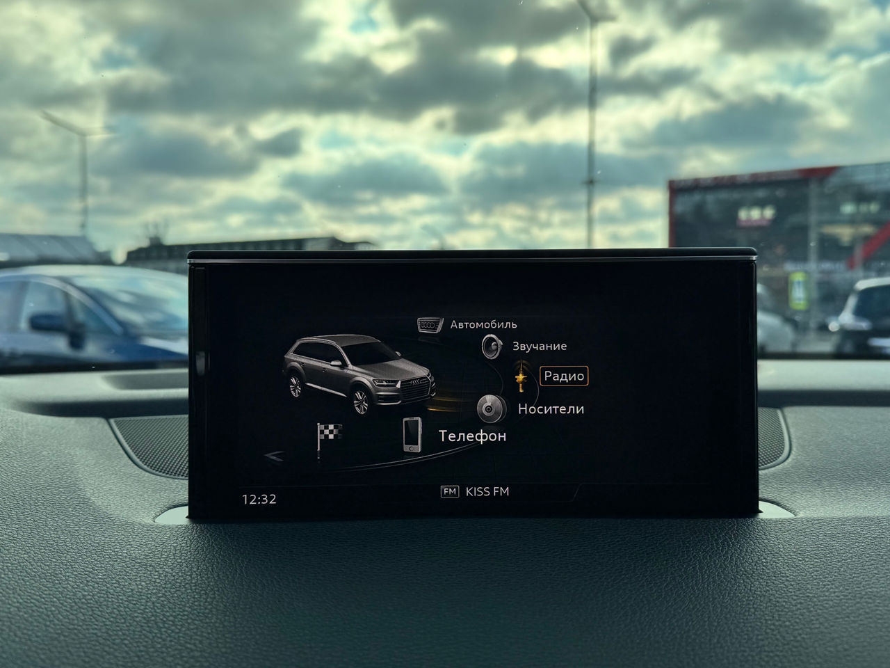 Audi Q7 foto 10