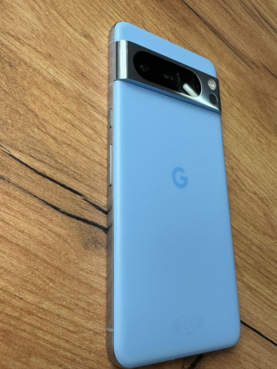 Google Pixel 8 Pro blue 128gb foto 1