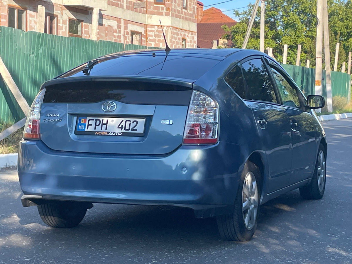 Toyota Prius foto 3