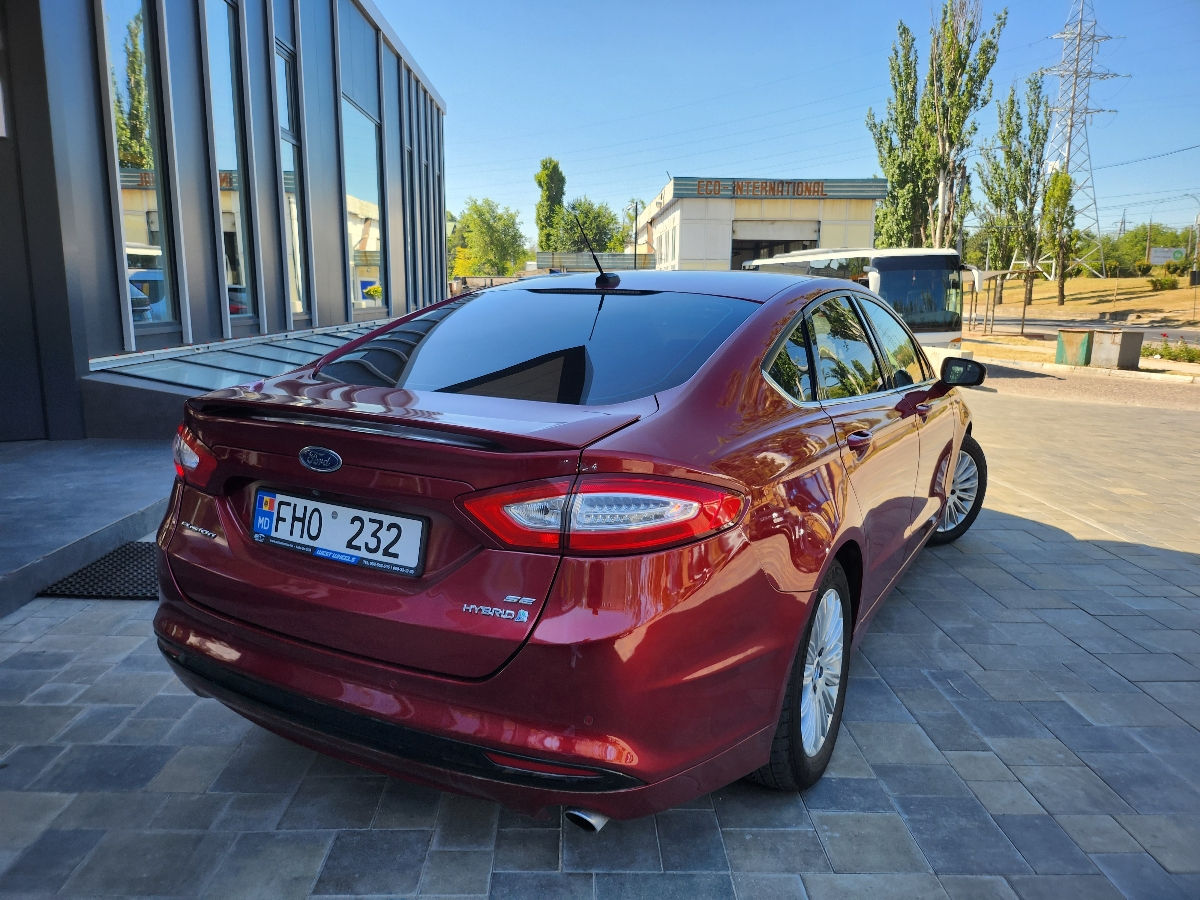 Ford Fusion фото 13