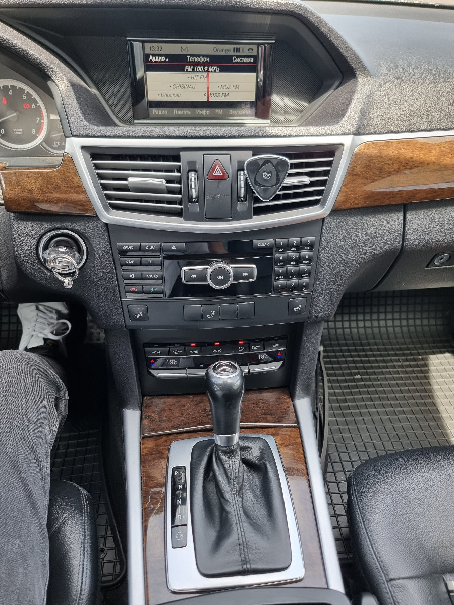 Mercedes E-Class фото 3