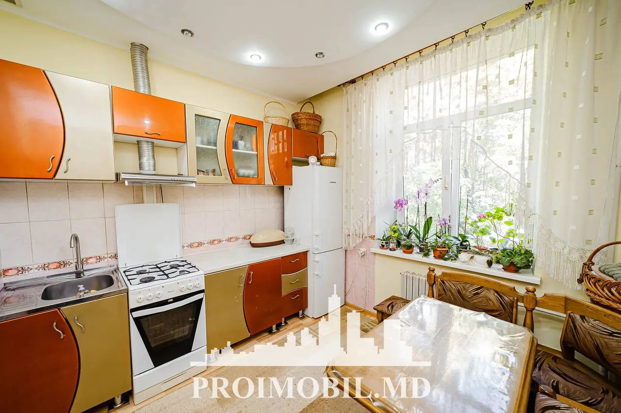 Apartament cu 2 camere,  Centru,  Chișinău mun. foto 6