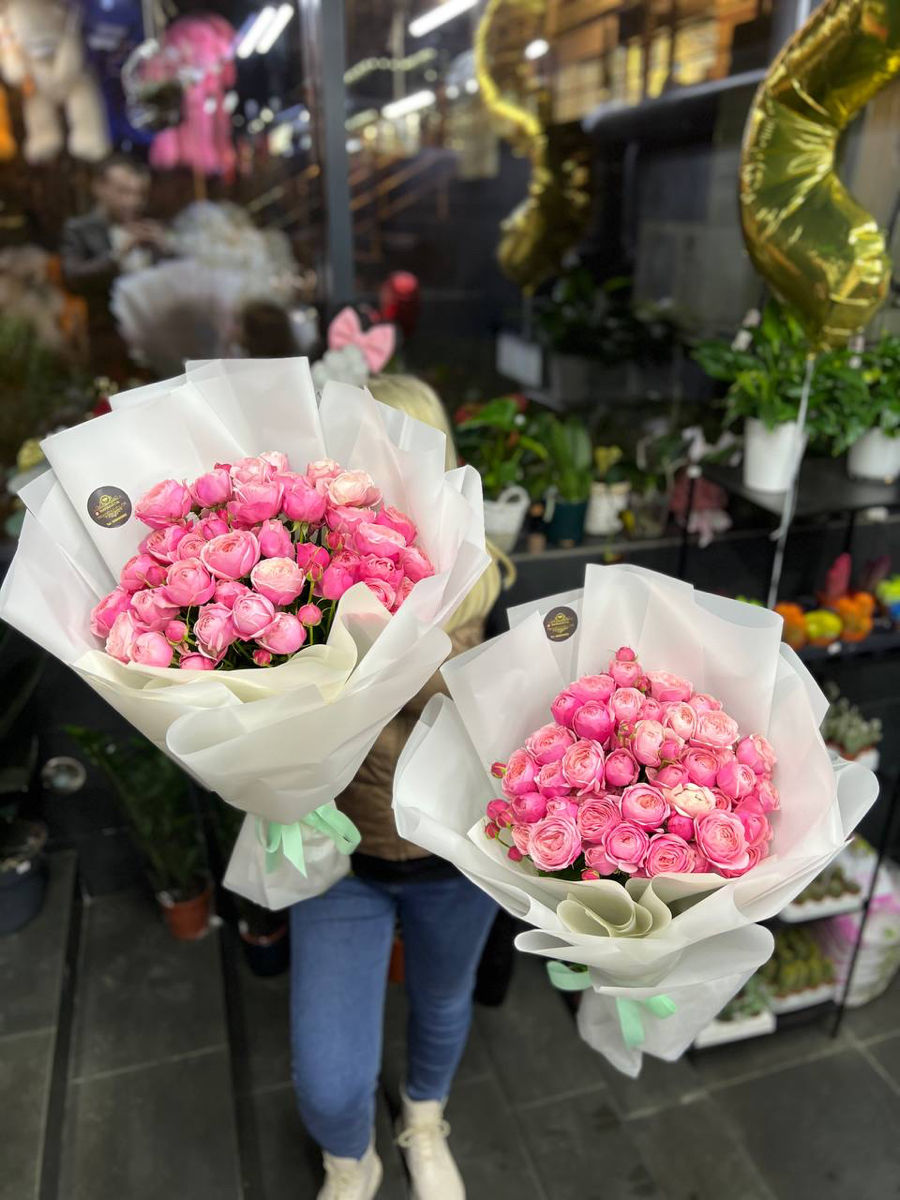 Baloane ce heliu / Compozitii florale. Cutii cu trandafiri, цветочные боксы. Гелиевые шары foto 1