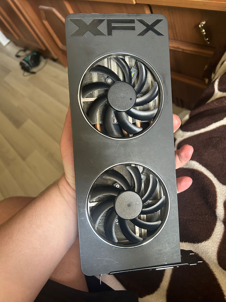 Radeon r9 280x  XFX foto 0