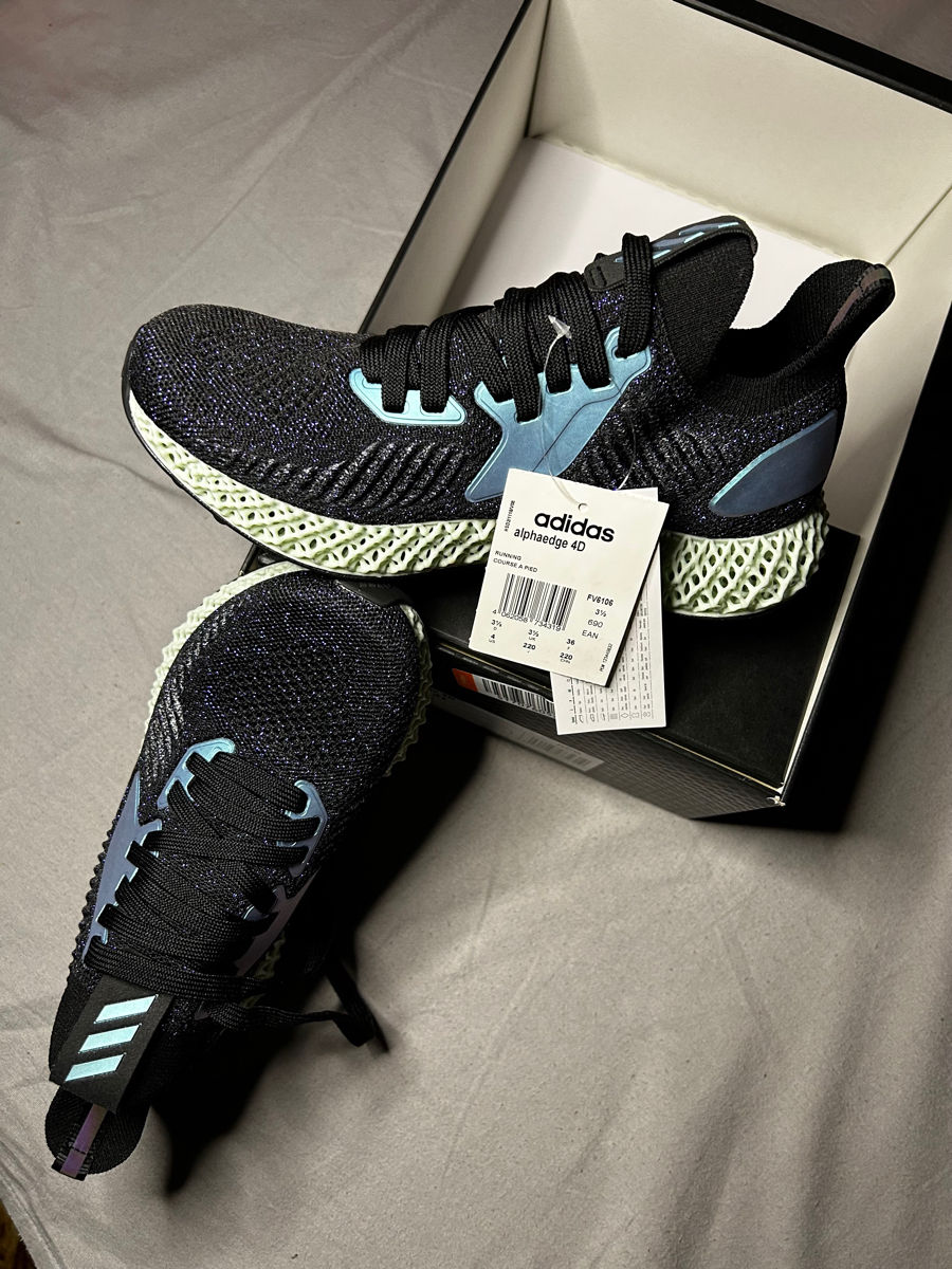 Vând Adidas Alphaedge 4D unisex foto 0