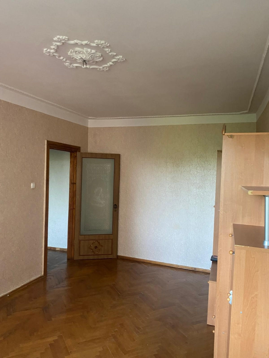 Apartament cu 3 camere,  Periferie,  Ialoveni,  Ialoveni foto 3