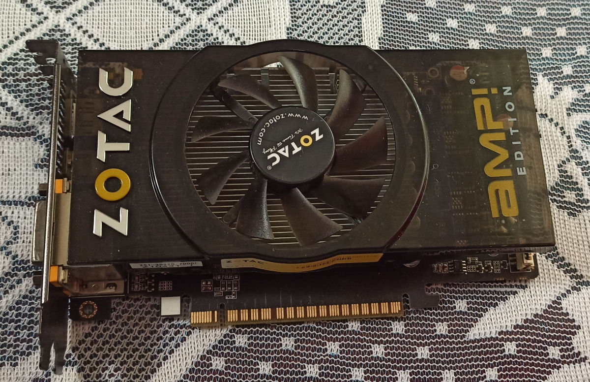 Zotac Gtx Zotac Gts 450 Amp Edition Продам абсолютно рабочую