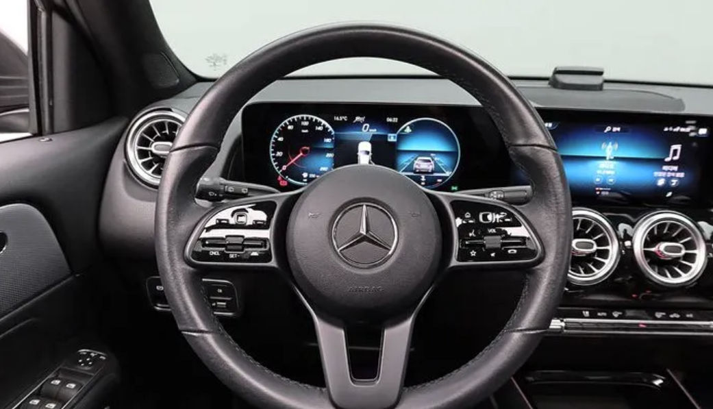 Mercedes GLB foto 4