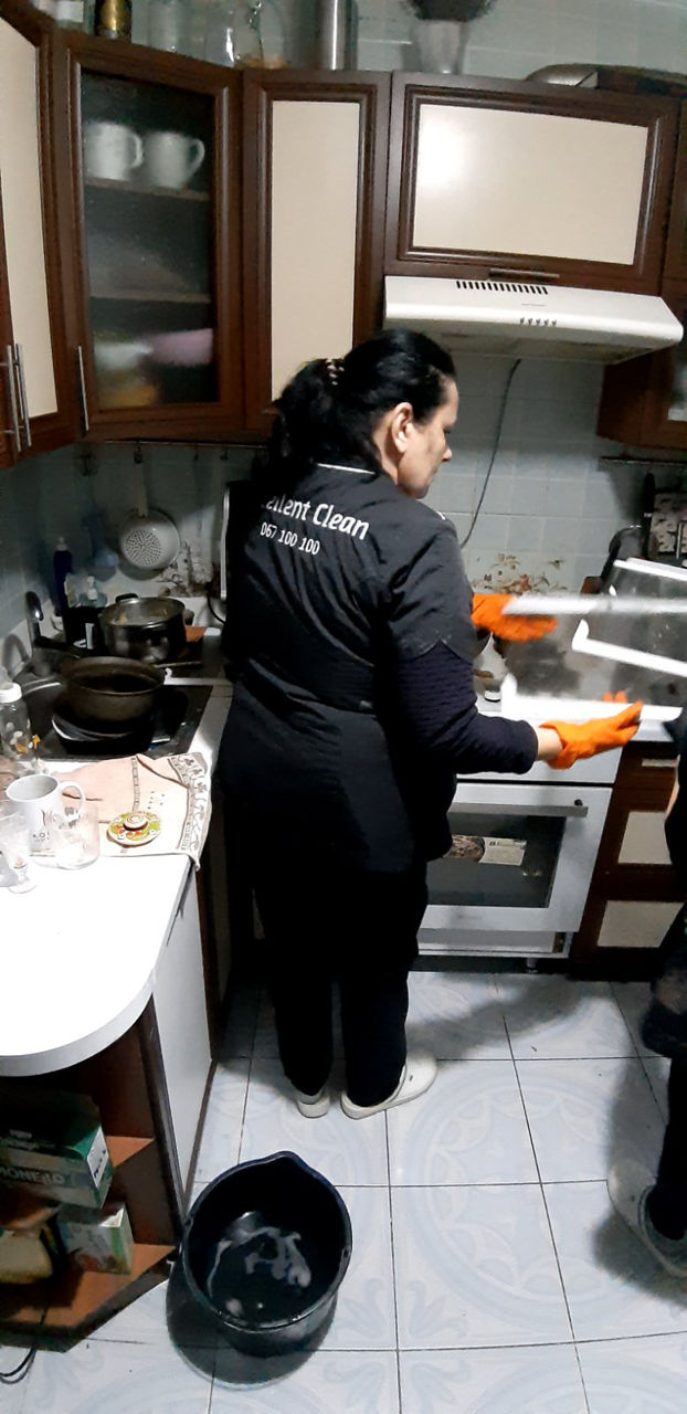 Servicii profesionale de cleaning in case si apartamente foto 10